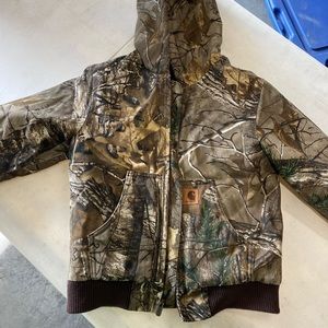 Carhartt camo coat